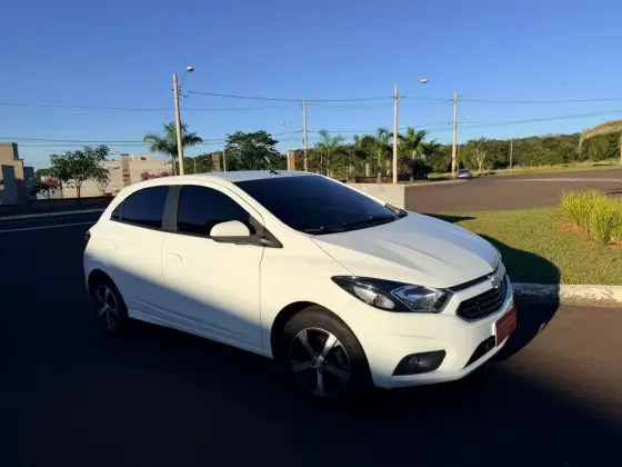 /en/city/cate-car-used-car/chevrolet-onix-2017-1-4-mpfi-ltz-8v-flex-4p-automatic-50839020509398016/-5