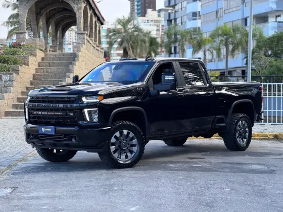 CHEVROLET SILVERADO 6.6 V8 DURAMAX DIESEL 2500HD LTZ CHASSI 4WD AUTOMÁTICO