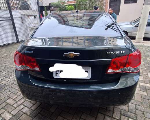CHEVROLET-CRUZE-2013