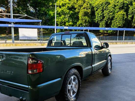 CHEVROLET-S10-4.3 SFI DLX 4X2 CS V6 12V GASOLINA 2P MANUAL CHEVROLET-S10-1997
