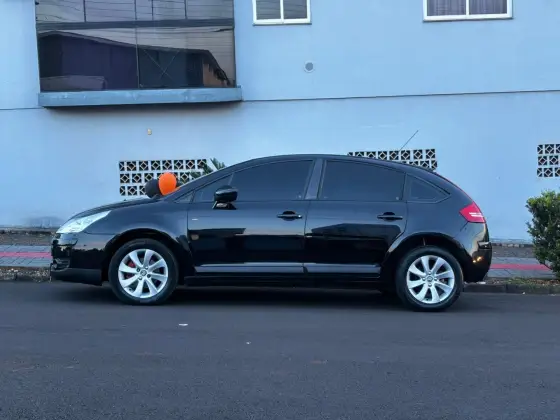 CITROËN C4 2.0 EXCLUSIVE 16V FLEX 4P AUTOMÁTICO