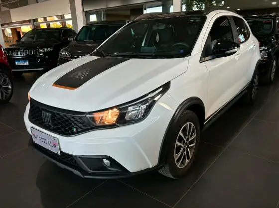 FIAT ARGO 1.3 FIREFLY FLEX TREKKING MANUAL
