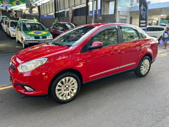 FIAT GRAND SIENA 1.6 MPI ESSENCE 16V FLEX 4P MANUAL