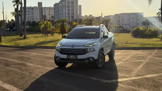 FIAT TORO 2.0 16V TURBO DIESEL VOLCANO 4WD AT9