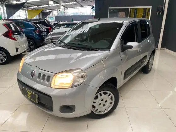 FIAT UNO 1.0 EVO VIVACE 8V FLEX 4P MANUAL
