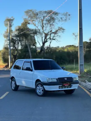 FIAT UNO 1.0 MPI MILLE FIRE ECONOMY 8V FLEX 2P MANUAL FIAT UNO 1.0 MPI MILLE FIRE ECONOMY 8V FLEX 2P MANUAL