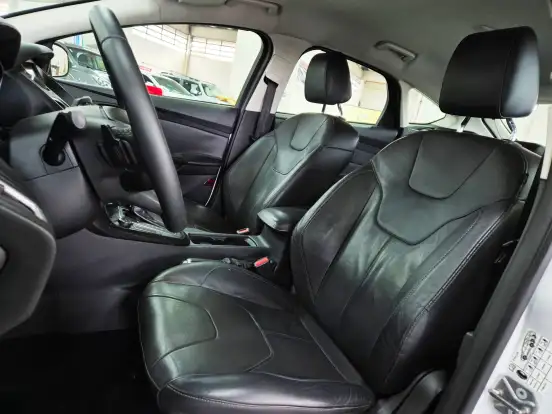 FORD-FOCUS-2.0 TITANIUM 16V FLEX 4P POWERSHIFT FORD-FOCUS-2015