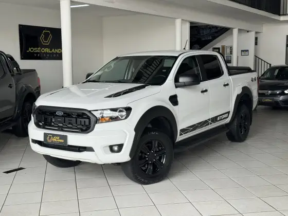 FORD RANGER 3.2 STORM 4X4 CD 20V DIESEL 4P AUTOMÁTICO