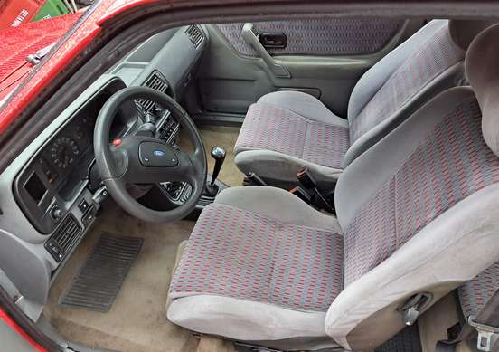 FORD-ESCORT-1991