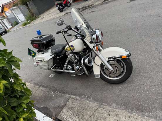 HARLEY-DAVIDSON-ROAD KING POLICE HARLEY-DAVIDSON-ROAD KING POLICE-2007