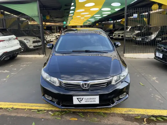 HONDA CIVIC 1.8 LXL 16V FLEX 4P AUTOMÁTICO HONDA CIVIC 1.8 LXL 16V FLEX 4P AUTOMÁTICO
