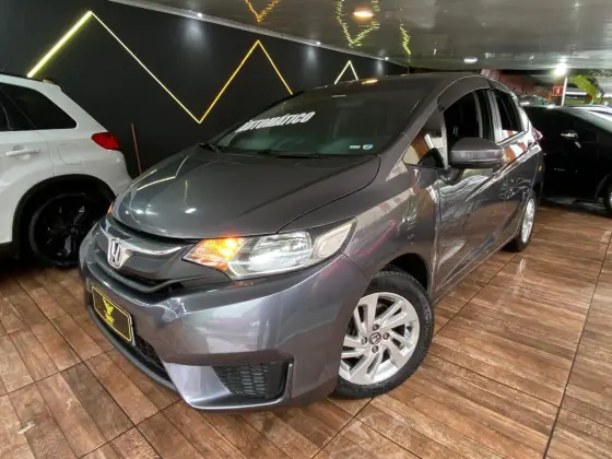 HONDA FIT 1.5 LX 16V FLEX 4P AUTOMÁTICO HONDA FIT 1.5 LX 16V FLEX 4P AUTOMÁTICO