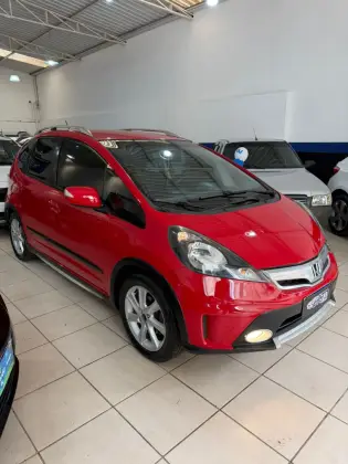 HONDA FIT 1.5 TWIST 16V FLEX 4P AUTOMÁTICO HONDA FIT 1.5 TWIST 16V FLEX 4P AUTOMÁTICO