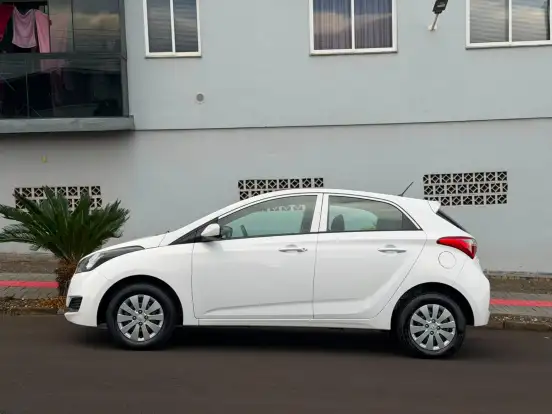 HYUNDAI-HB20-1.0 COMFORT 12V FLEX 4P MANUAL HYUNDAI-HB20-2016