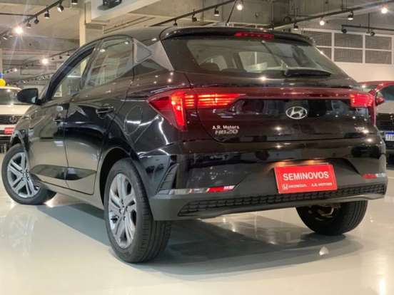 HYUNDAI-HB20-2024