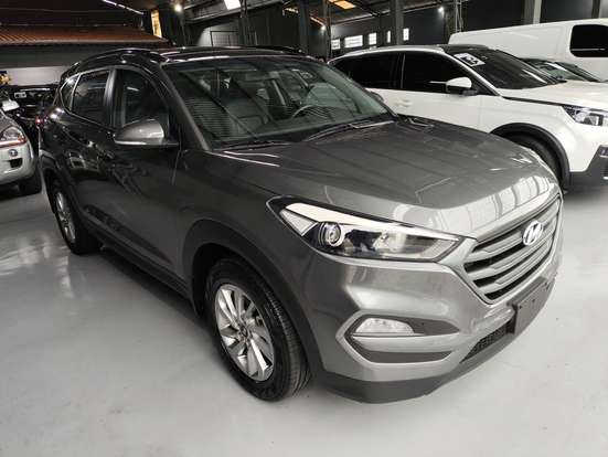 HYUNDAI-TUCSON-2020