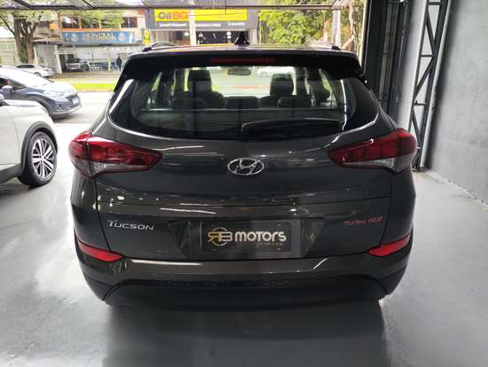 HYUNDAI-TUCSON-2020
