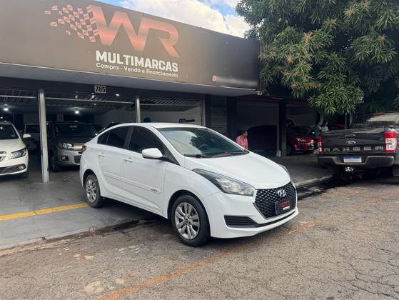 HYUNDAI HB20S 1.0 COMFORT PLUS 12V FLEX 4P MANUAL