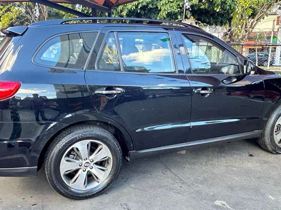 HYUNDAI-SANTA FÉ-3.5 MPFI GLS V6 24V 285CV GASOLINA 4P AUTOMÁTICO HYUNDAI-SANTA FÉ-2011