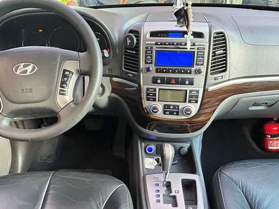 HYUNDAI-SANTA FÉ-3.5 MPFI GLS V6 24V 285CV GASOLINA 4P AUTOMÁTICO HYUNDAI-SANTA FÉ-2011