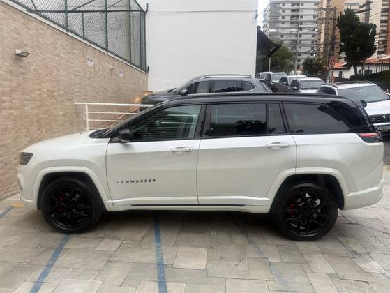 JEEP COMMANDER 2.0 HURRICANE 4 TURBO GASOLINA BLACKHAWK AT9