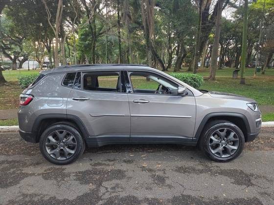 JEEP COMPASS 2.0 16V DIESEL LONGITUDE 4X4 AUTOMÁTICO