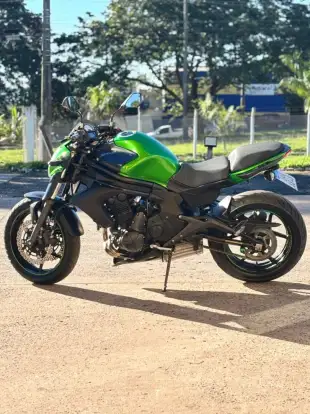 KAWASAKI-ER-6N-2014
