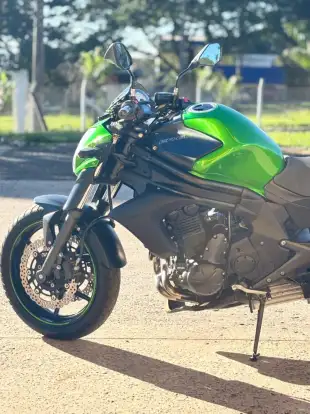 KAWASAKI-ER-6N-2014