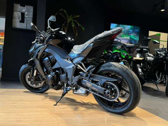KAWASAKI-Z1100 KAWASAKI-Z1100-2026