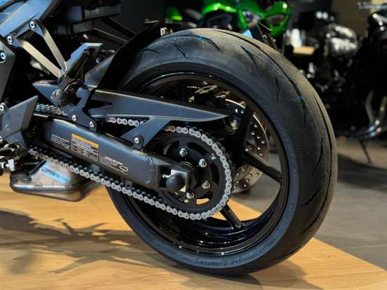 KAWASAKI-Z1100 KAWASAKI-Z1100-2026