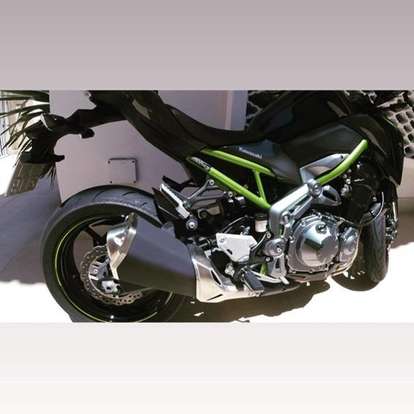 KAWASAKI-Z900-2018