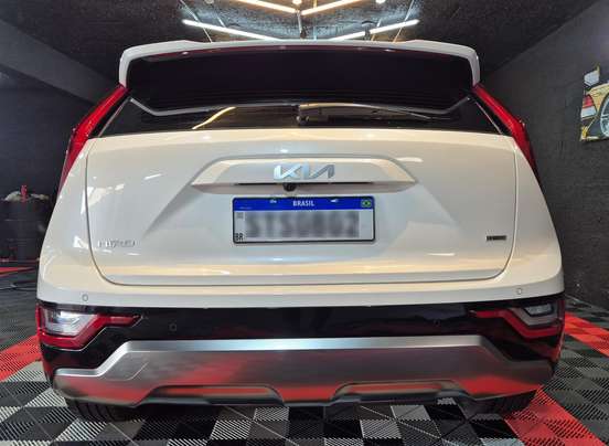 KIA-NIRO-2023