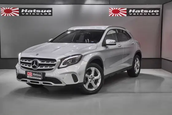 MERCEDES-BENZ GLA 200 1.6 CGI FLEX ADVANCE 7G-DCT