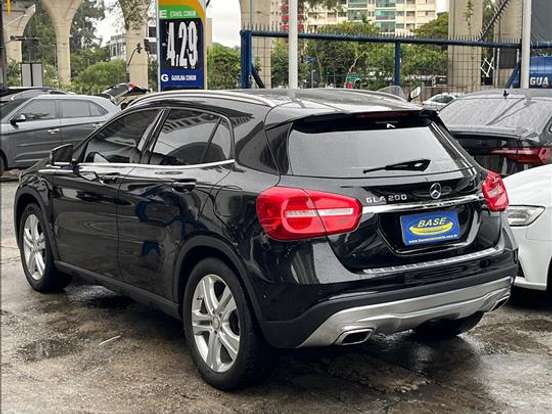 MERCEDES-BENZ-GLA 200-1.6 CGI ADVANCE 16V TURBO FLEX 4P AUTOMÁTICO MERCEDES-BENZ-GLA 200-2017