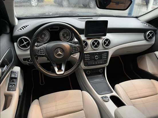 MERCEDES-BENZ-GLA 200-1.6 CGI ADVANCE 16V TURBO FLEX 4P AUTOMÁTICO MERCEDES-BENZ-GLA 200-2017