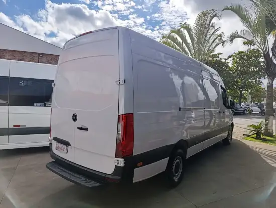 MERCEDES-BENZ-SPRINTER-2022