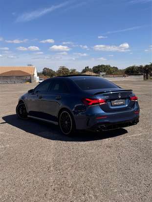 MERCEDES-BENZ-A 35 AMG-2020
