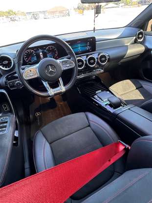 MERCEDES-BENZ-A 35 AMG-2020