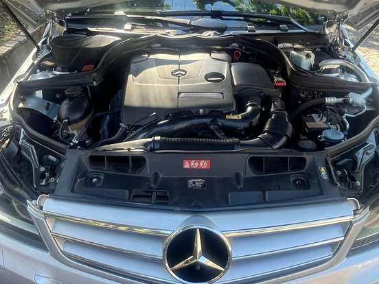 MERCEDES-BENZ-C 180-1.6 CGI SPORT 16V TURBO GASOLINA 4P AUTOMÁTICO MERCEDES-BENZ-C 180-2013