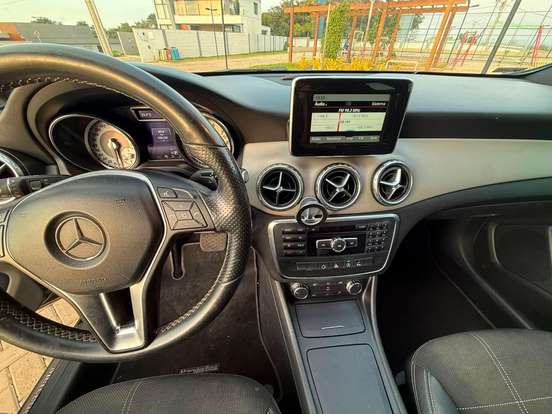 MERCEDES-BENZ-GLA 200-1.6 CGI ADVANCE 16V TURBO FLEX 4P AUTOMÁTICO MERCEDES-BENZ-GLA 200-2015