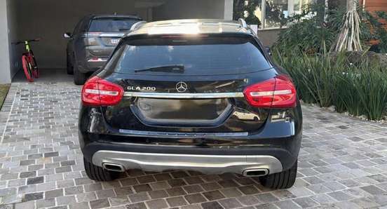 MERCEDES-BENZ-GLA 200-2016