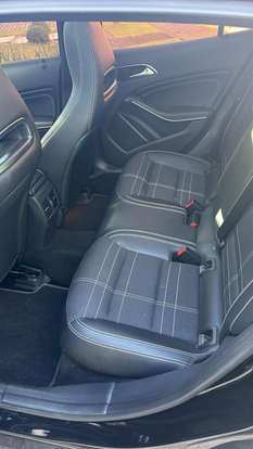 MERCEDES-BENZ-GLA 200-2016