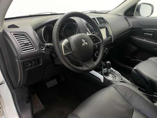 MITSUBISHI-ASX-2017