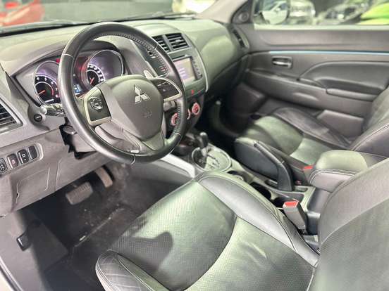 MITSUBISHI-ASX-2016