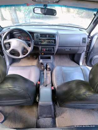 MITSUBISHI-L200-2009
