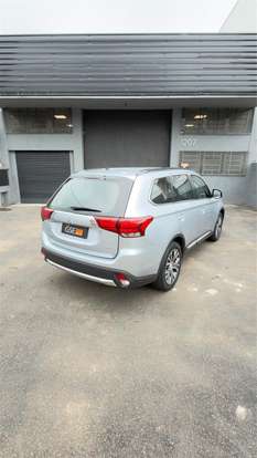 MITSUBISHI-OUTLANDER-2015