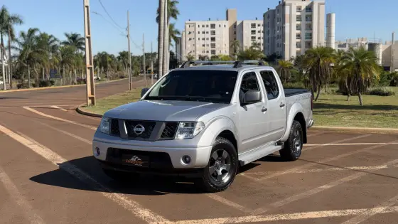NISSAN FRONTIER 2.5 XE 4X2 CD TURBO ELETRONIC DIESEL 4P MANUAL