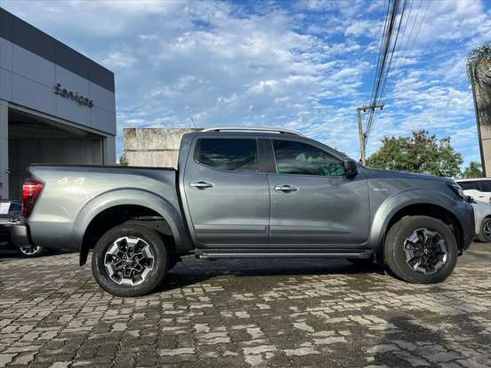NISSAN-FRONTIER-2023