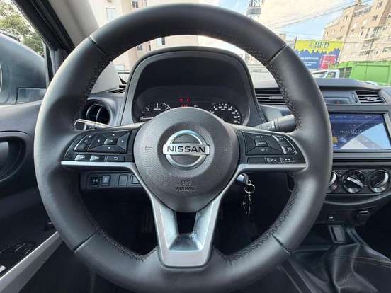 NISSAN-FRONTIER-2022