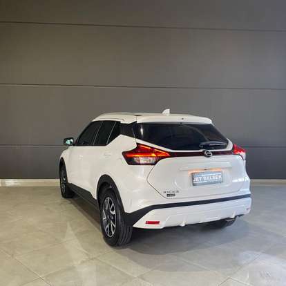 NISSAN-KICKS-2024